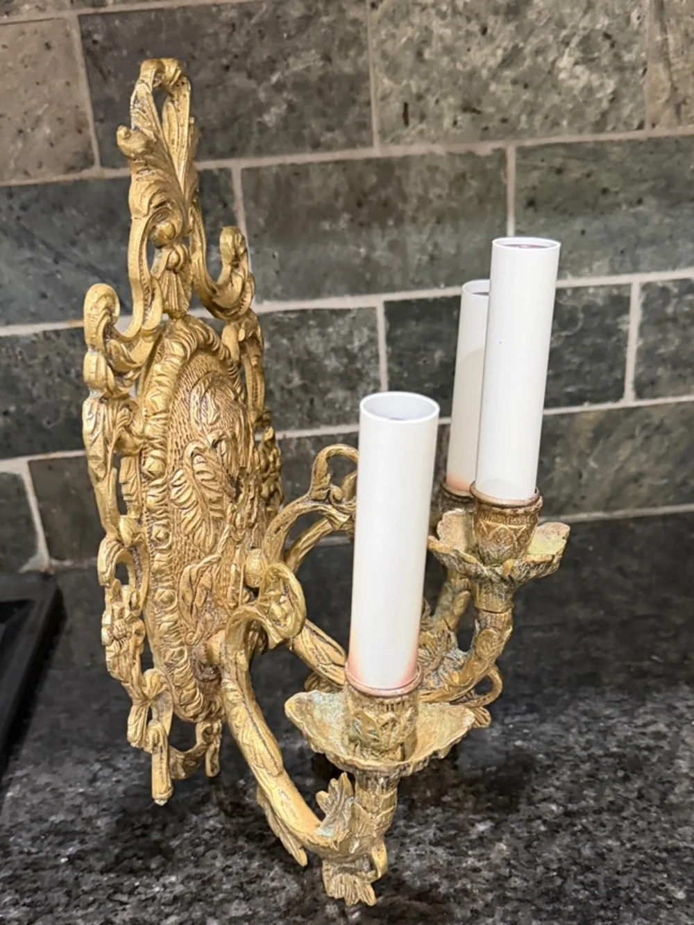 N/A decorative gold